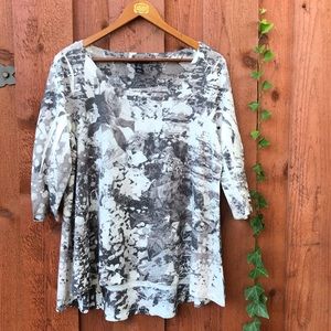 Black & White Abstract Print Shirt (Medium)